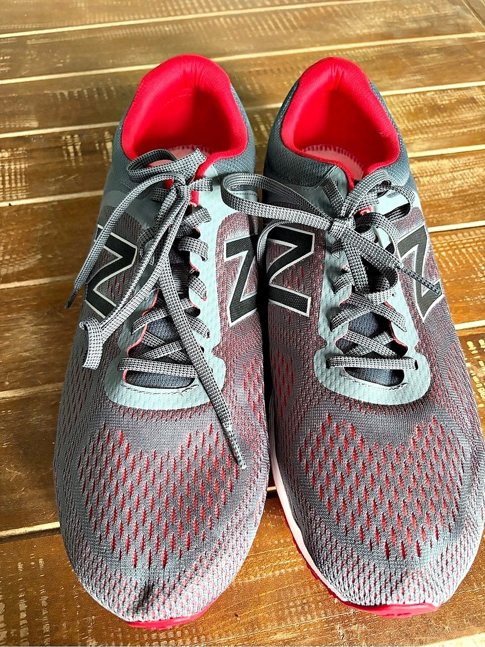 New Balance Fresh Foam Arishi v4 Athletic Sneakers Gray & Red US 14 4E